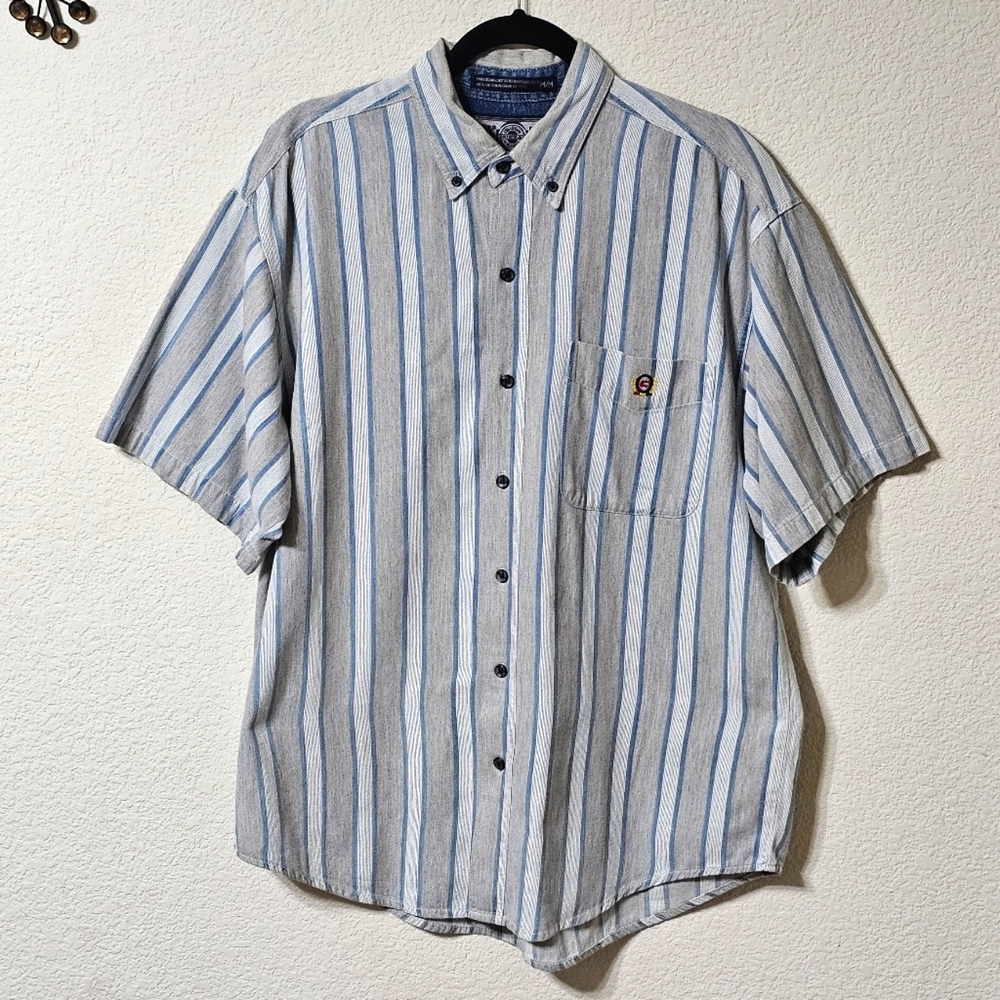 Coliseum Shirt Mens M Short Sleeve Button Down w Pocket Striped Gray Casual